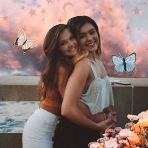 Meet your Posher, Caroline